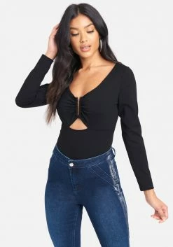 TC Best Sellers U-Shape Keyhole Long Sleeve Top