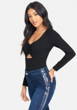 TC Best Sellers U-Shape Keyhole Long Sleeve Top