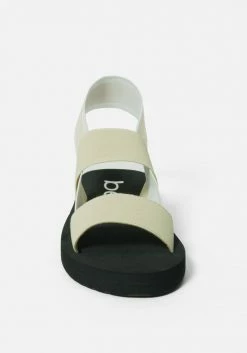 ZIGI Atena Sporty Sandals