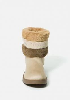 ZIGI Laverne Faux Suede Winter Boot Shoes