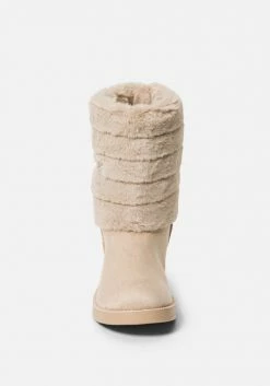 ZIGI Shoes Laurely Faux Shearling Booties