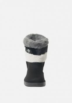 ZIGI Laverne Faux Fur Booties