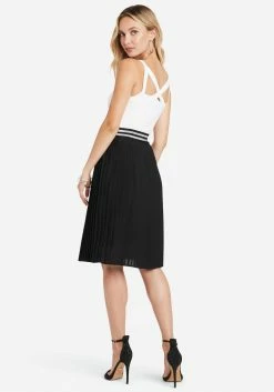 TC Clothing Pleated Chiffon Midi Skirt