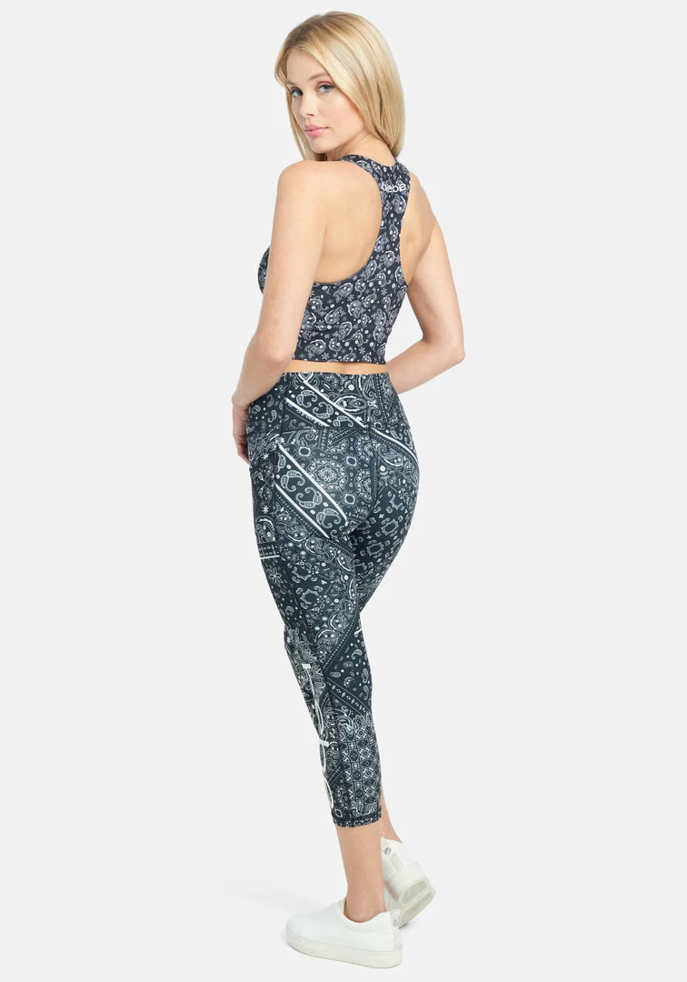 ONE STEP UP BOL Bebe Sport Pocket Capri Logo 3 ONE STEP UP BOL Bebe Sport Pocket Capri Logo