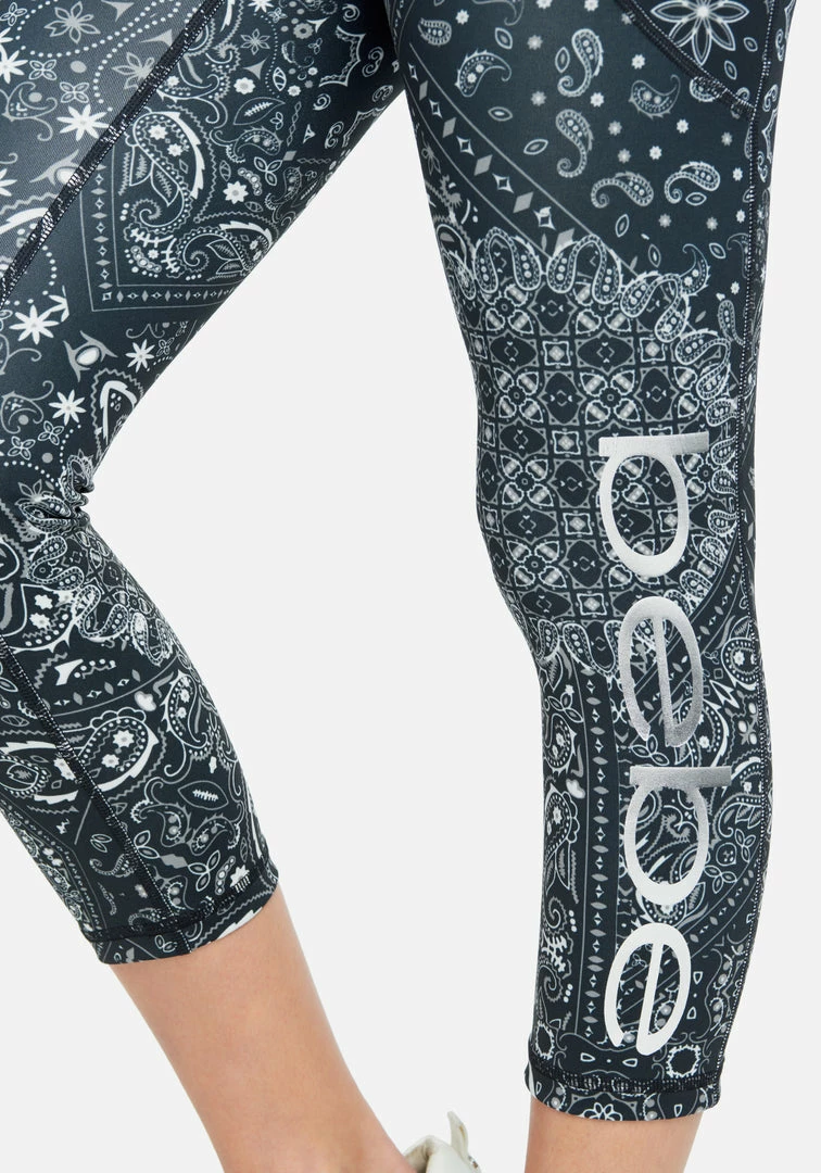 ONE STEP UP BOL Bebe Sport Pocket Capri Logo 4 ONE STEP UP BOL Bebe Sport Pocket Capri Logo