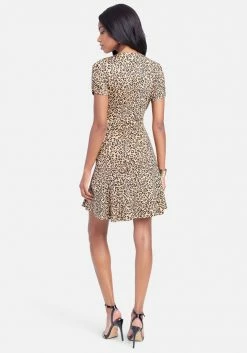 JUMP Flirty Printed Short Sleeve Knit Dress