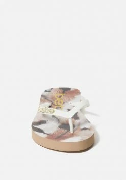 ZIGI Shoes Jaynee Printed Flip Flop