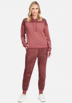 ONE STEP UP BOL Lounge & Active Bandana Pullover