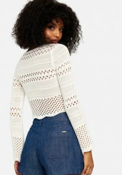 TC Bell Sleeve Scallop Hem Crochet Top