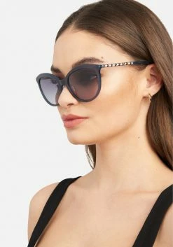 MARCHON-ALTAIR Accessories Sapphire Oval Sunglasses
