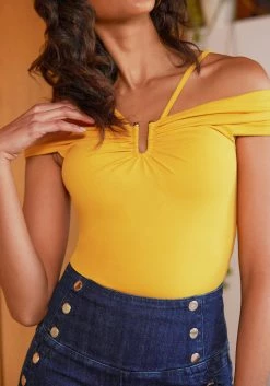 TC Off Shoulder Ring Detail Top Night Out