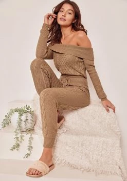 TC Cable Knit Sweater Pants Clothing